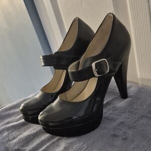 Chic Black Patent Leather Heels
